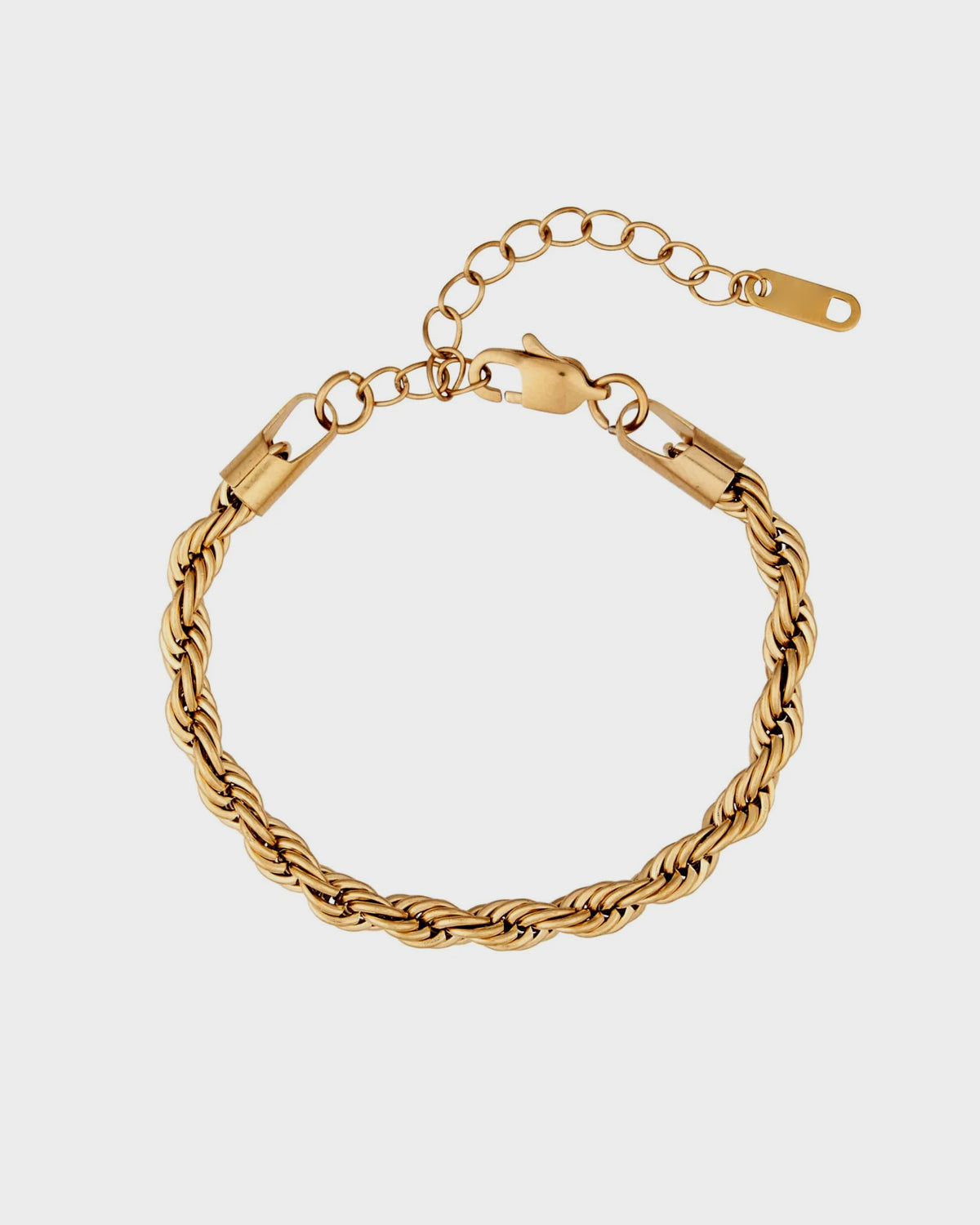 "Gold anklet from Queen and Co. – elegant, durable jewellery designed for everyday wear."