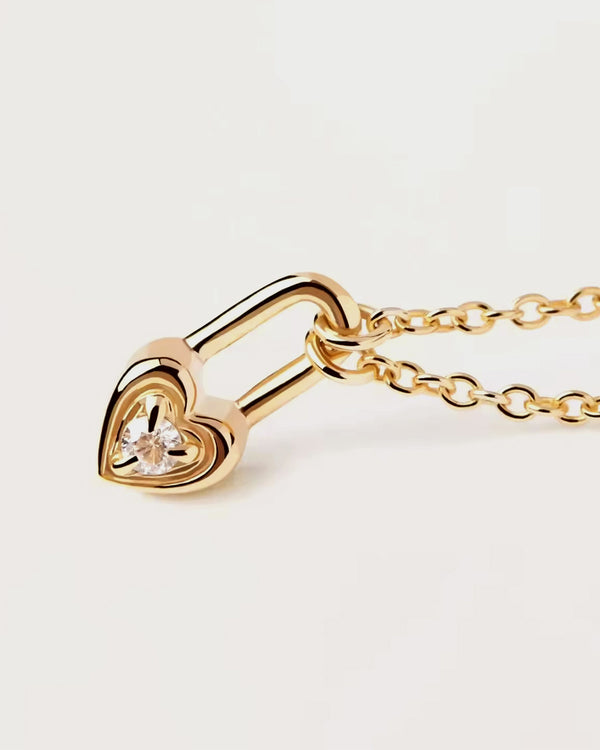 Amour Petite Necklace - Queen&Collection