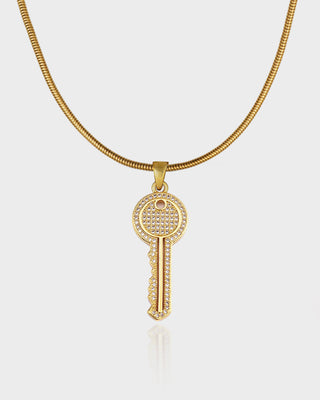 Signature Necklace - Queen&Collection
