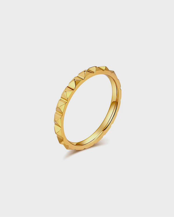 Pyramid Ring Gold - Queen&Collection