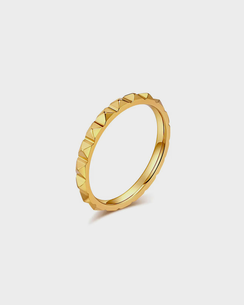 Pyramid Ring Gold - Queen&Collection
