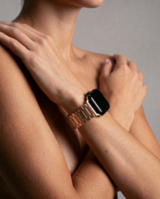 Empire Gold Apple Watch Band – Luxury Statement Bracelet