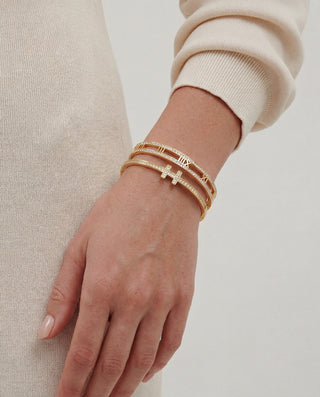 Queen and Co. Hue Diamond Bracelet – 18K Gold Plated Zirconia Bracelet, Minimal Luxury