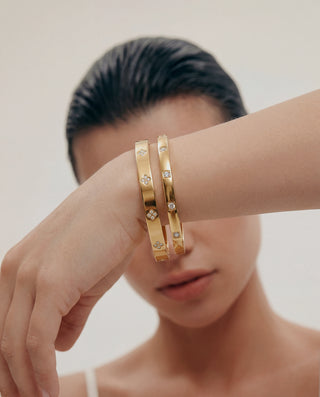 Queen and Co. Istanbul Bracelet – 18K Gold Plated Layering Chain Bracelet, Everyday Luxury