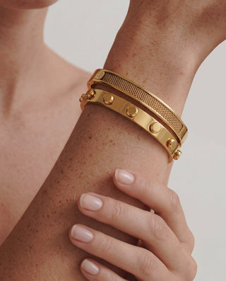Queen and Co. Manifest Bracelet – 18K Gold Plated Minimal Bracelet, Everyday Jewellery