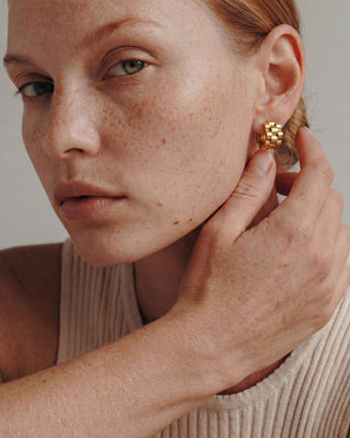 Tokyo Earrings – Chunky Gold Huggie Earrings Waterproof 316L Stainless Steel | Queen & Co