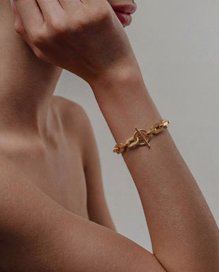 Halo Bracelet – Gold Toggle Chain Bracelet Waterproof 316L Stainless Steel | Queen & Co