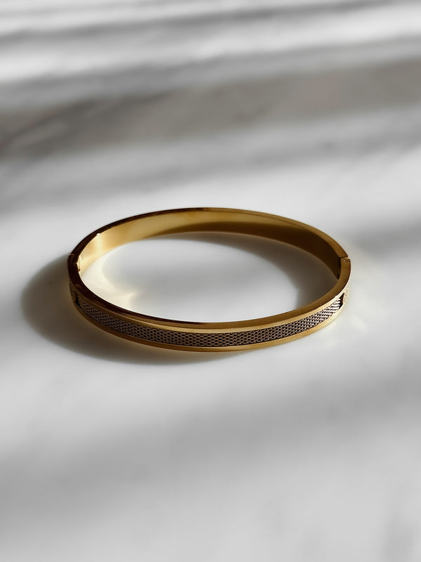 Stream Bracelet Gold - Queen&Collection