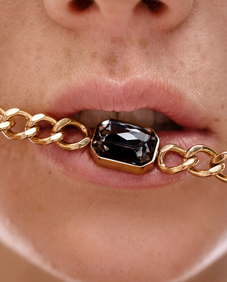 Queen and Co. Venus Black Necklace – 18K Gold Plated, Black Stone Statement Necklace