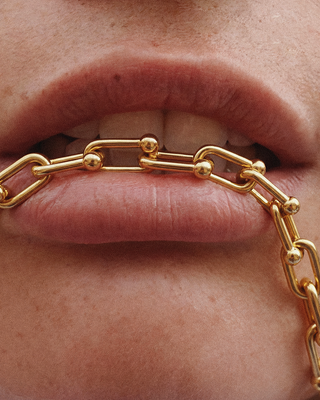 Queen and Co. Vogue Bracelet – 18K Gold Plated Chunky Chain Bracelet, Statement Jewellery