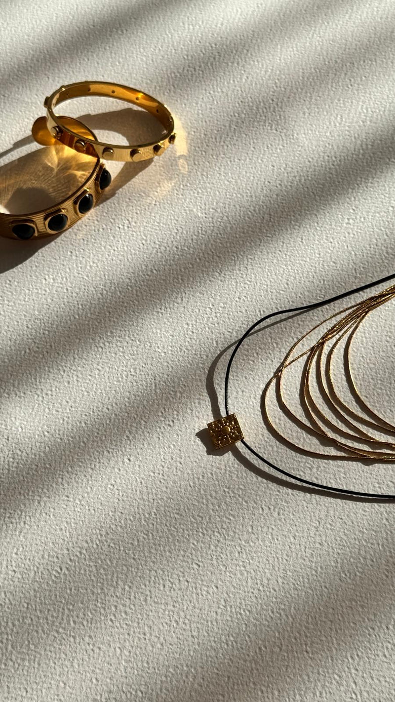 Ancient Necklace - Queen&Collection