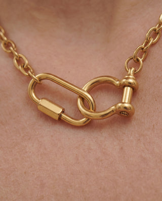 Queen and Co. Sun Necklace – 18K Gold Plated Chain Necklace