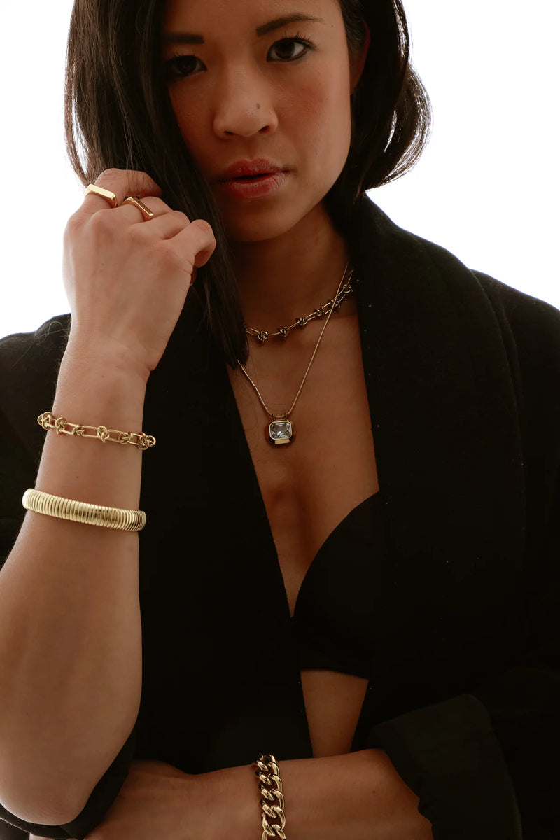 The Sun Necklace - Queen&Collection